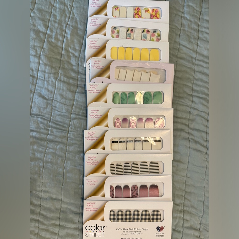 - Color-street bundle of 10 + various goodies
